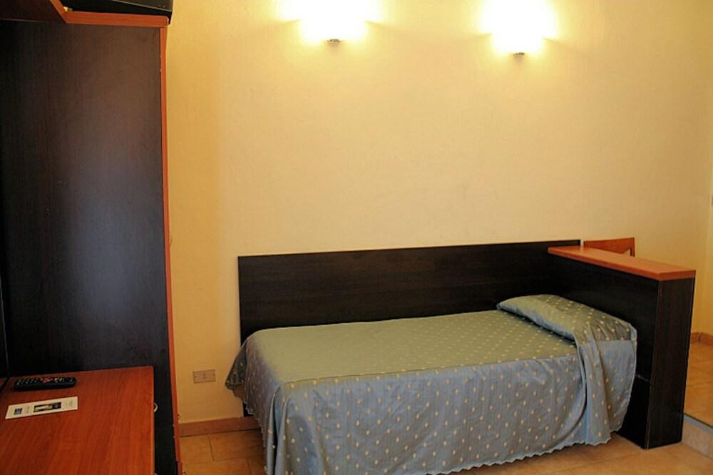 Hotel Atena Μιλάνο Εξωτερικό φωτογραφία