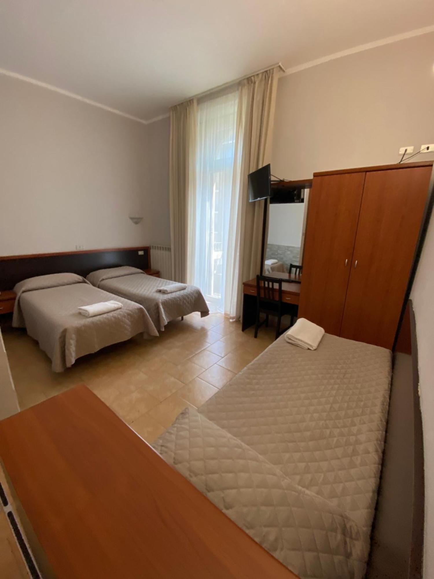Hotel Atena Μιλάνο Εξωτερικό φωτογραφία